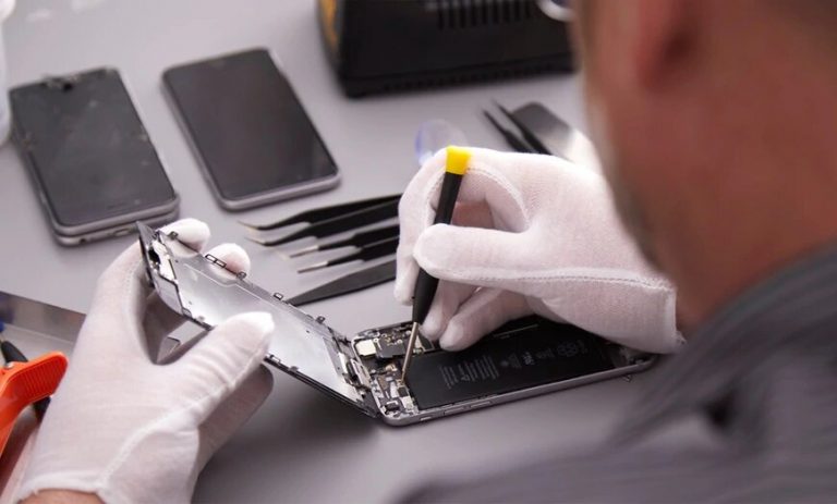 MacBook Repairing Center